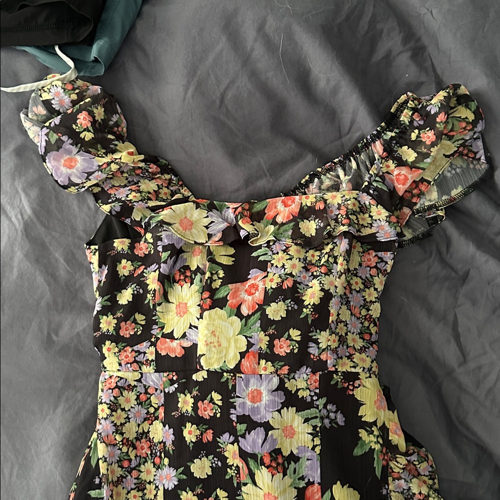 Floral Ruffle Dress - Picture 2 of 4